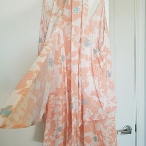 Peach tank